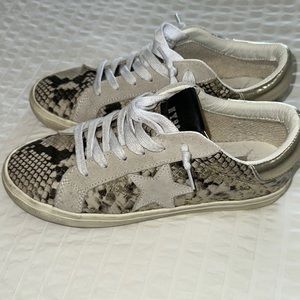 Steve Madden Philosophy Star Court Sneaker Sz 8